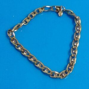 Gold-Tone Chain Link Bracelet – Lobster Clasp – Fashion Jewelry